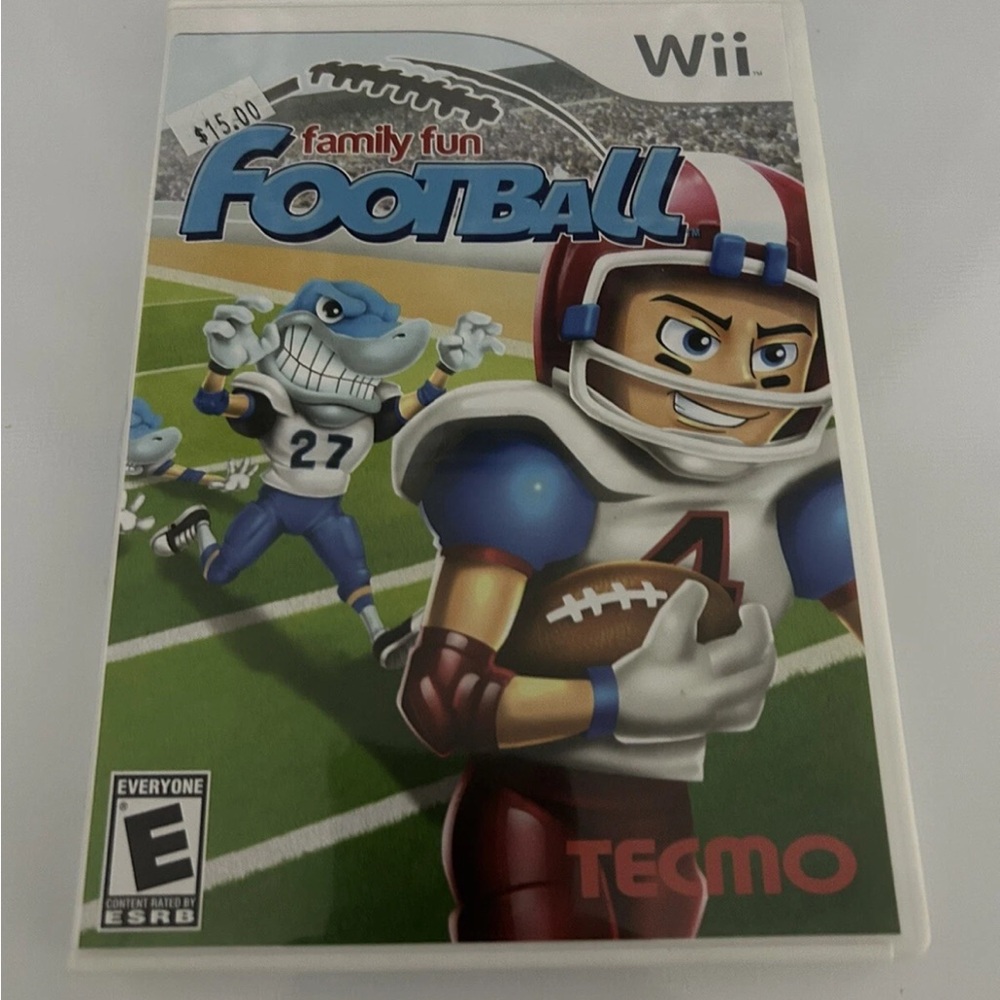 Nintendo Wii Family Fun Football Video Game (Complete, 2009)